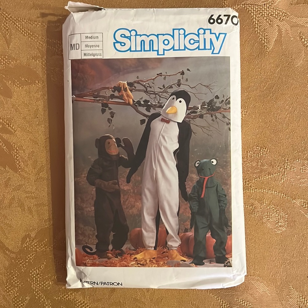Simplicity sewing patterns 6670 penguin frog monkey